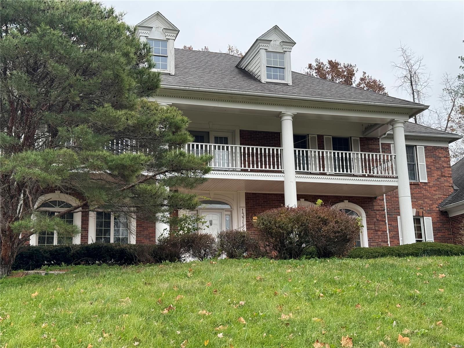 Homes for sale in St. Louis, MO | 13712 Old Halls Ferry Rd, St. Louis, MO 63033 | MLS# MIS24073081