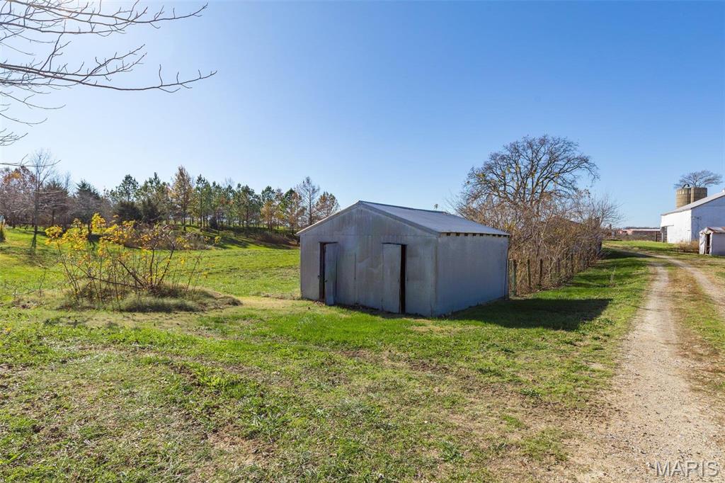 Homes for sale in Sainte Genevieve, MO | 12449 Quarry Town Rd, Sainte Genevieve, MO 63670 | MLS# MIS24073828