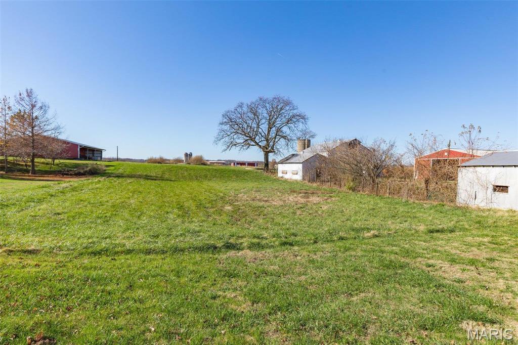 Homes for sale in Sainte Genevieve, MO | 12449 Quarry Town Rd, Sainte Genevieve, MO 63670 | MLS# MIS24073828