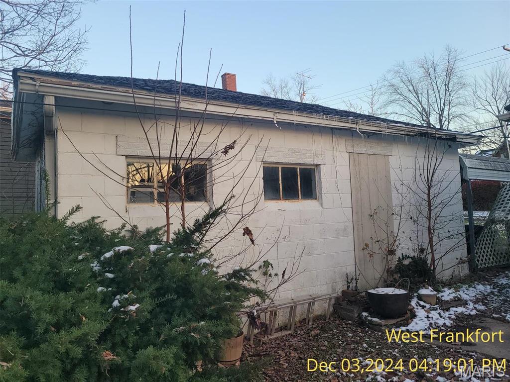 Homes for sale in West Frankfort, IL | 1415 East Oak Street, West Frankfort, IL 62896 | MLS# MIS24076313