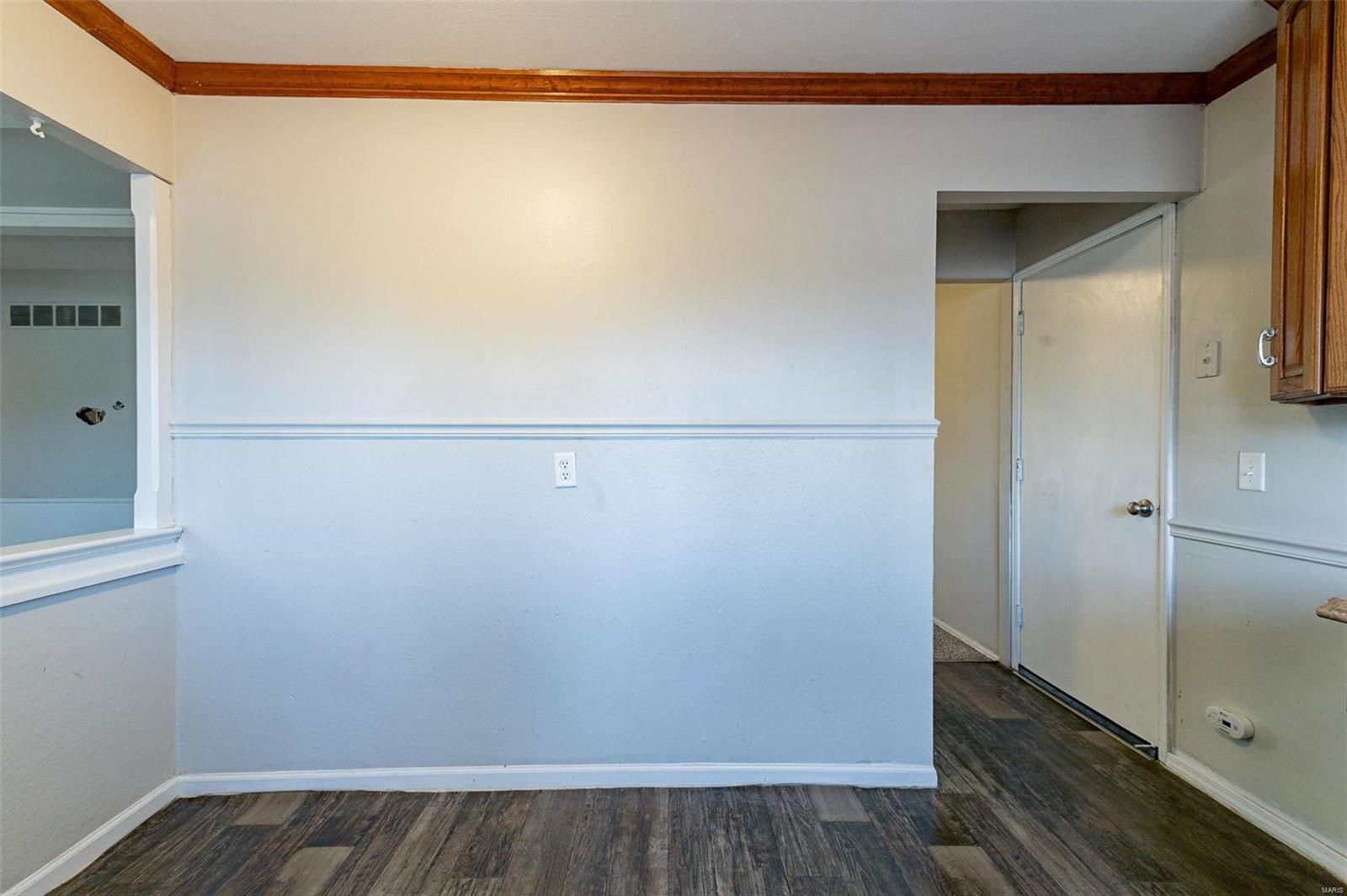 Homes for sale in Florissant, MO | 4430 Tanglebrook Dr, Florissant, MO 63033 | MLS# MIS24076504