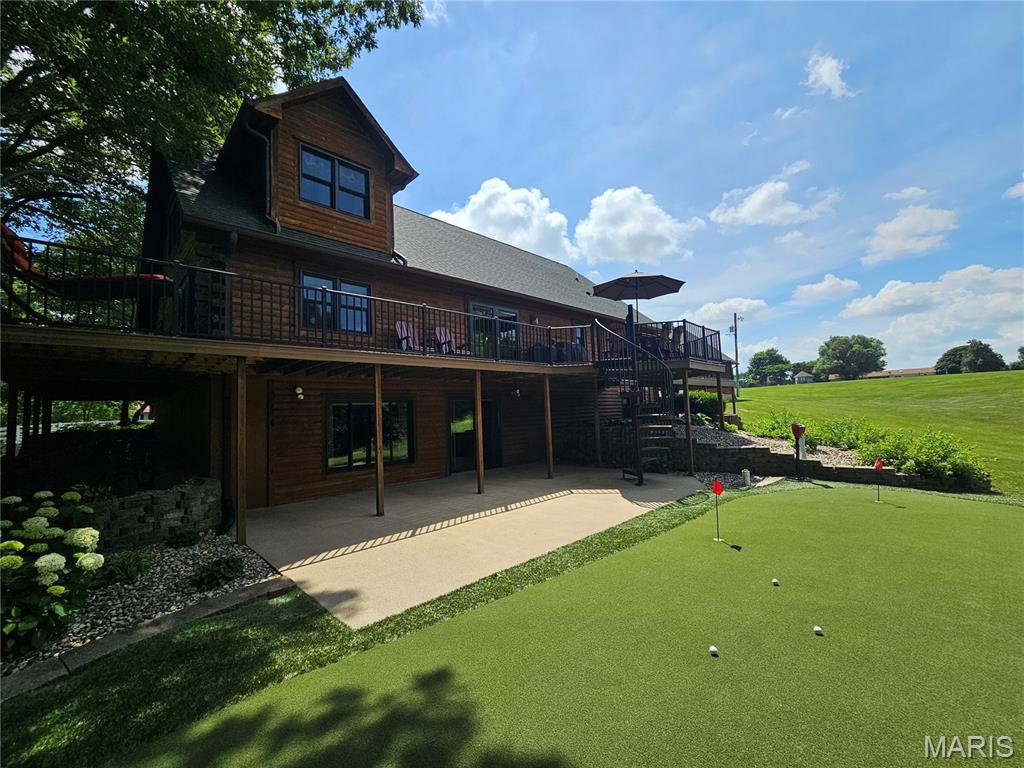 Homes for sale in Hillsboro, IL | 7467 Walshville Trail, Hillsboro, IL 62049 | MLS# MIS24076516