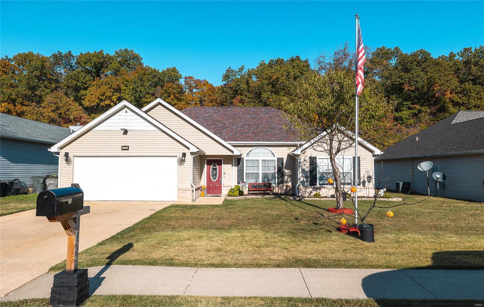 Homes for sale in Saint Robert, MO | 106 Valley Way, Saint Robert, MO 65584 | MLS# MIS24077088