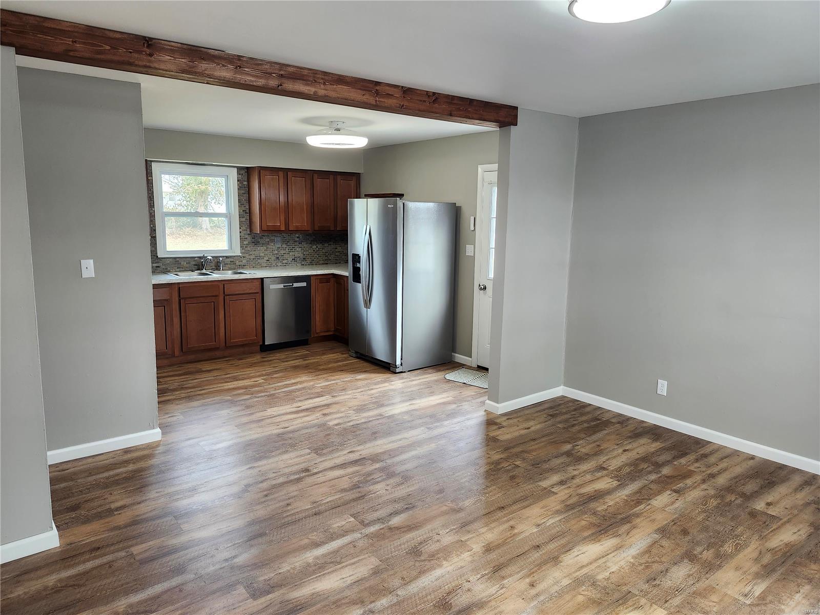 Homes for sale in Bowling Green, MO | 319 W Adams St, Bowling Green, MO 63334 | MLS# MIS25000015