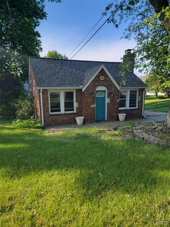 Homes for sale in Bridgeton, MO | 3305 Fee Fee Road, Bridgeton, MO 63044 | MLS# MIS25000530