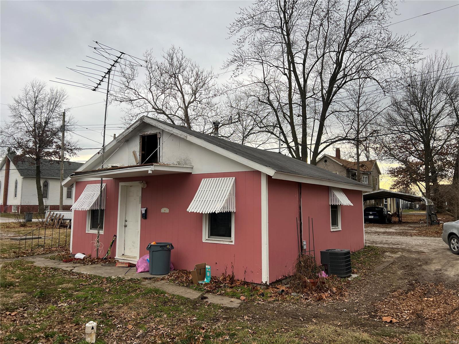 Homes for sale in Montgomery, MO | 125 S Wentz St #A,B,C, Montgomery, MO 63361 | MLS# MIS25000828