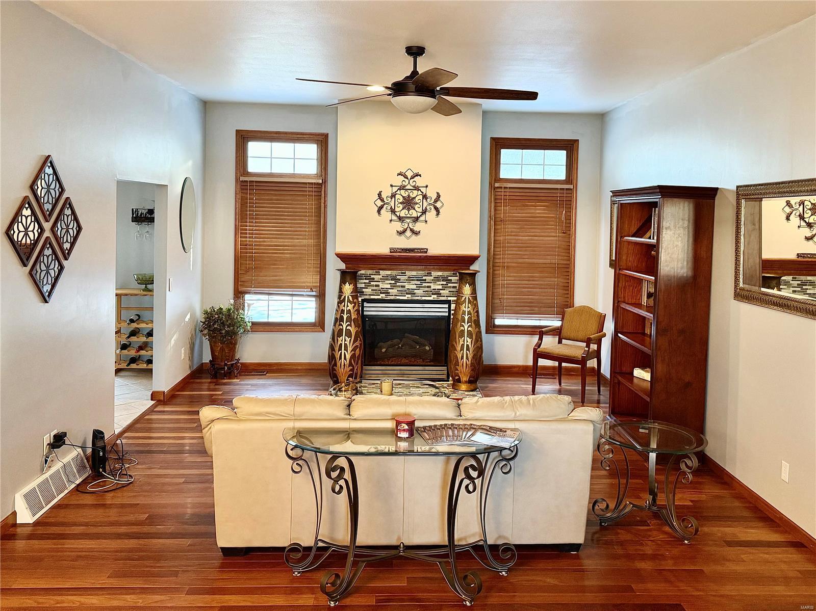 Homes for sale in Hannibal, MO | 536 Rosewood Dr, Hannibal, MO 63401 | MLS# MIS25002154