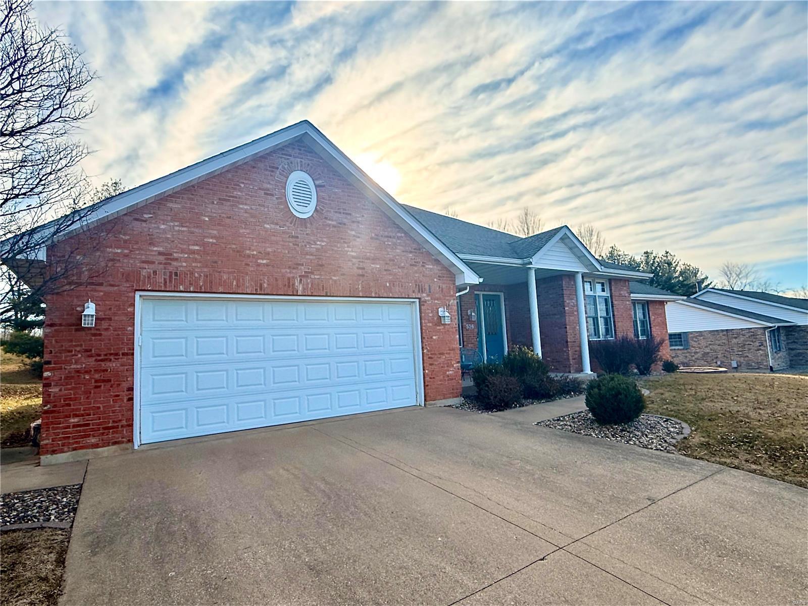 Homes for sale in Hannibal, MO | 536 Rosewood Dr, Hannibal, MO 63401 | MLS# MIS25002154