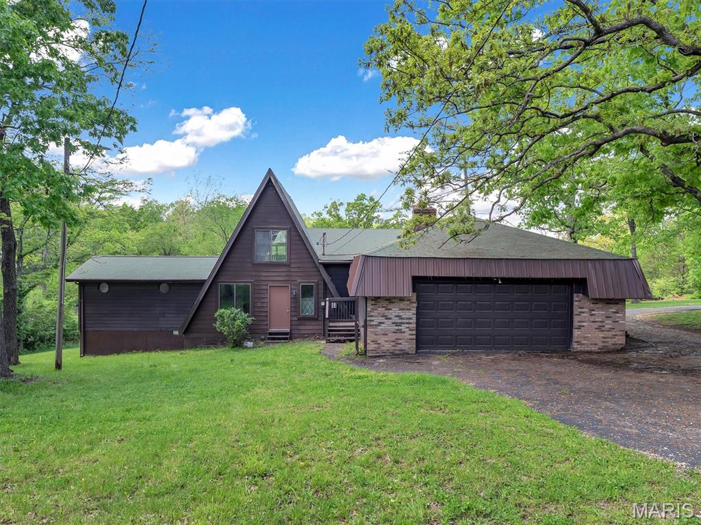 Homes for sale in Catawissa, MO | 3553 Evergreen Dr, Catawissa, MO 63015 | MLS# MIS25002254