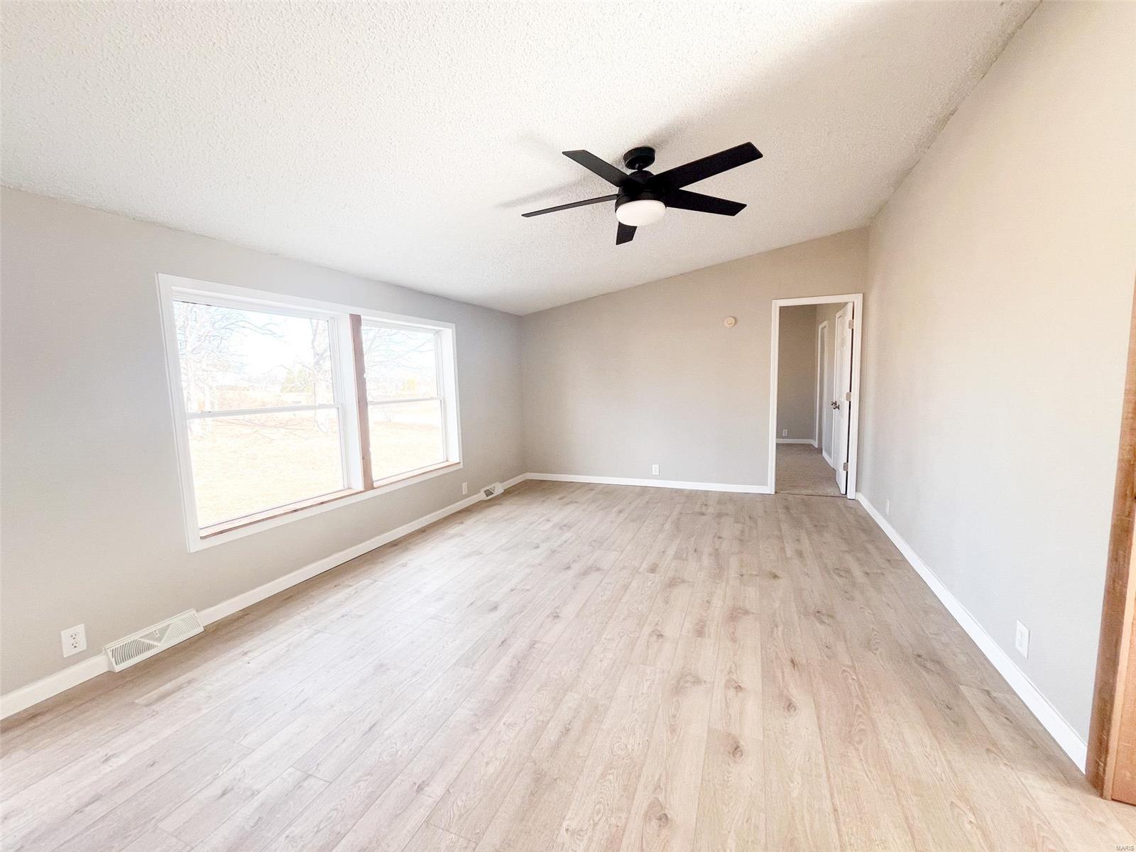 Homes for sale in Sullivan, MO | 200 Hwy Ww, Sullivan, MO 63080 | MLS# MIS25004396