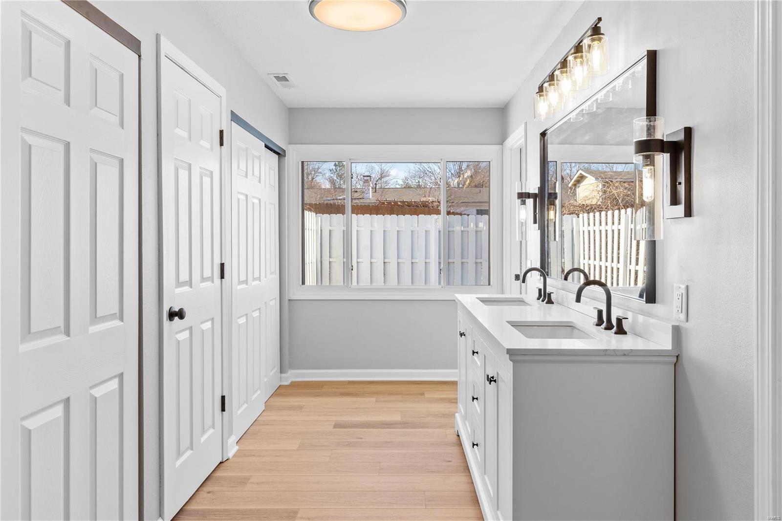 Homes for sale in Ballwin, MO | 304 Holloway Rd, Ballwin, MO 63011 | MLS# MIS25004941