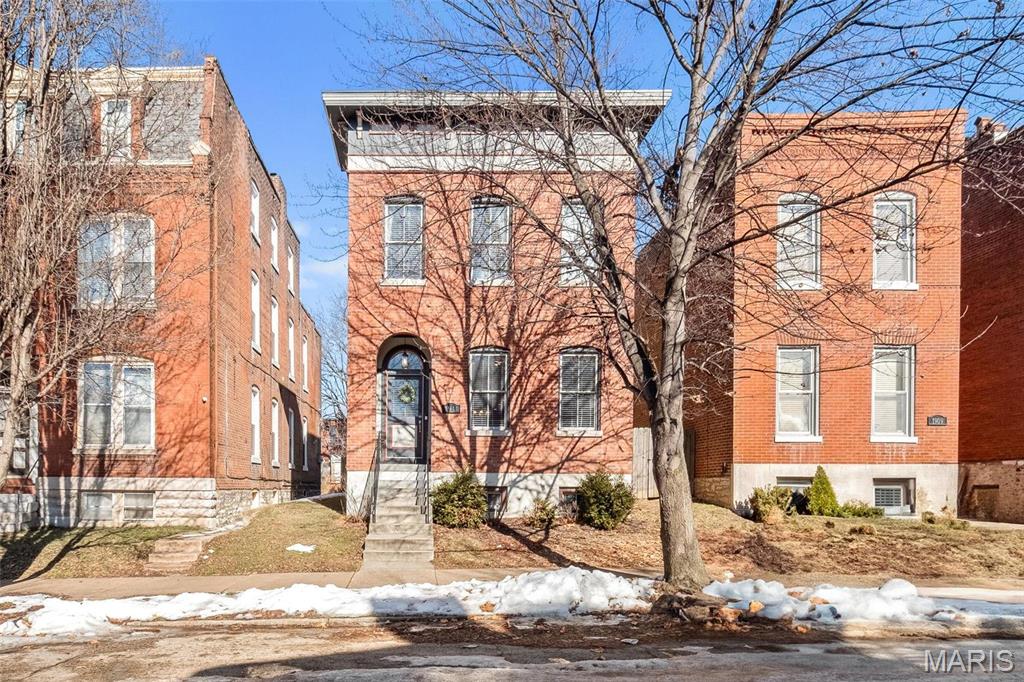 Homes for sale in St. Louis, MO | 1911 Utah St, St. Louis, MO 63118 | MLS# MIS25005059