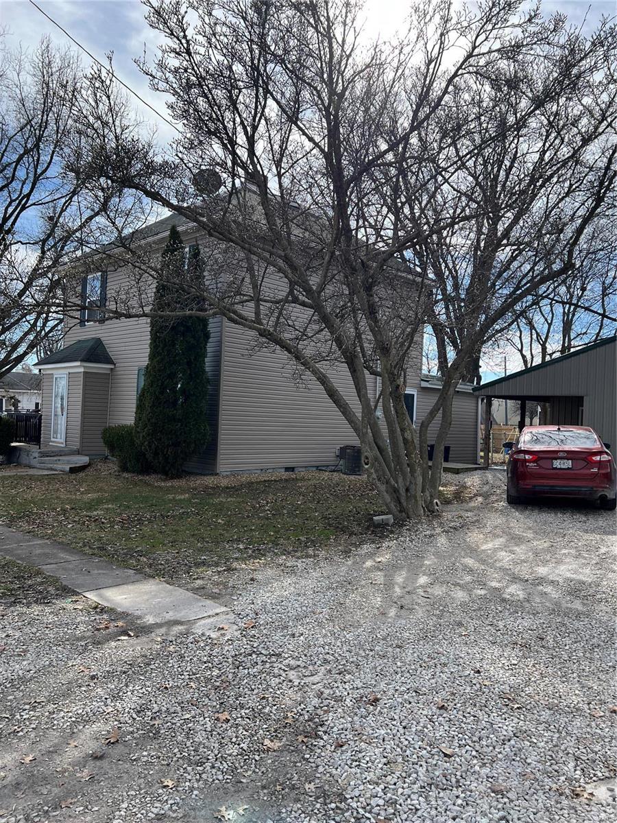 Homes for sale in Montgomery, MO | 637 S Wentz St, Montgomery, MO 63361 | MLS# MIS25005716