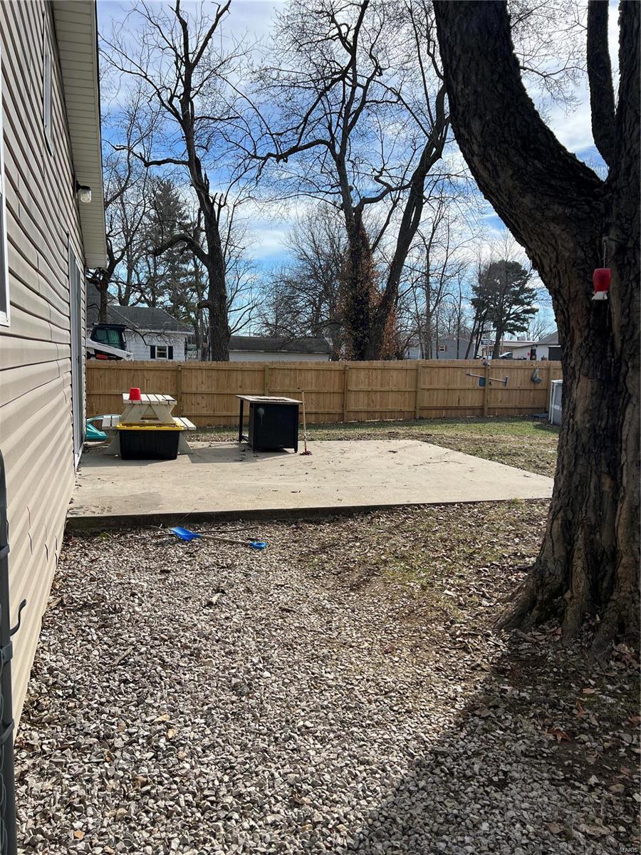 Homes for sale in Montgomery, MO | 637 S Wentz St, Montgomery, MO 63361 | MLS# MIS25005716