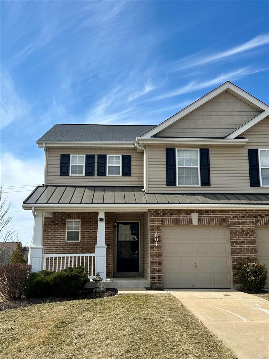 Homes for sale in Lake Saint Louis, MO | 801 Country Field Dr, Lake Saint Louis, MO 63367 | MLS# MIS25005761