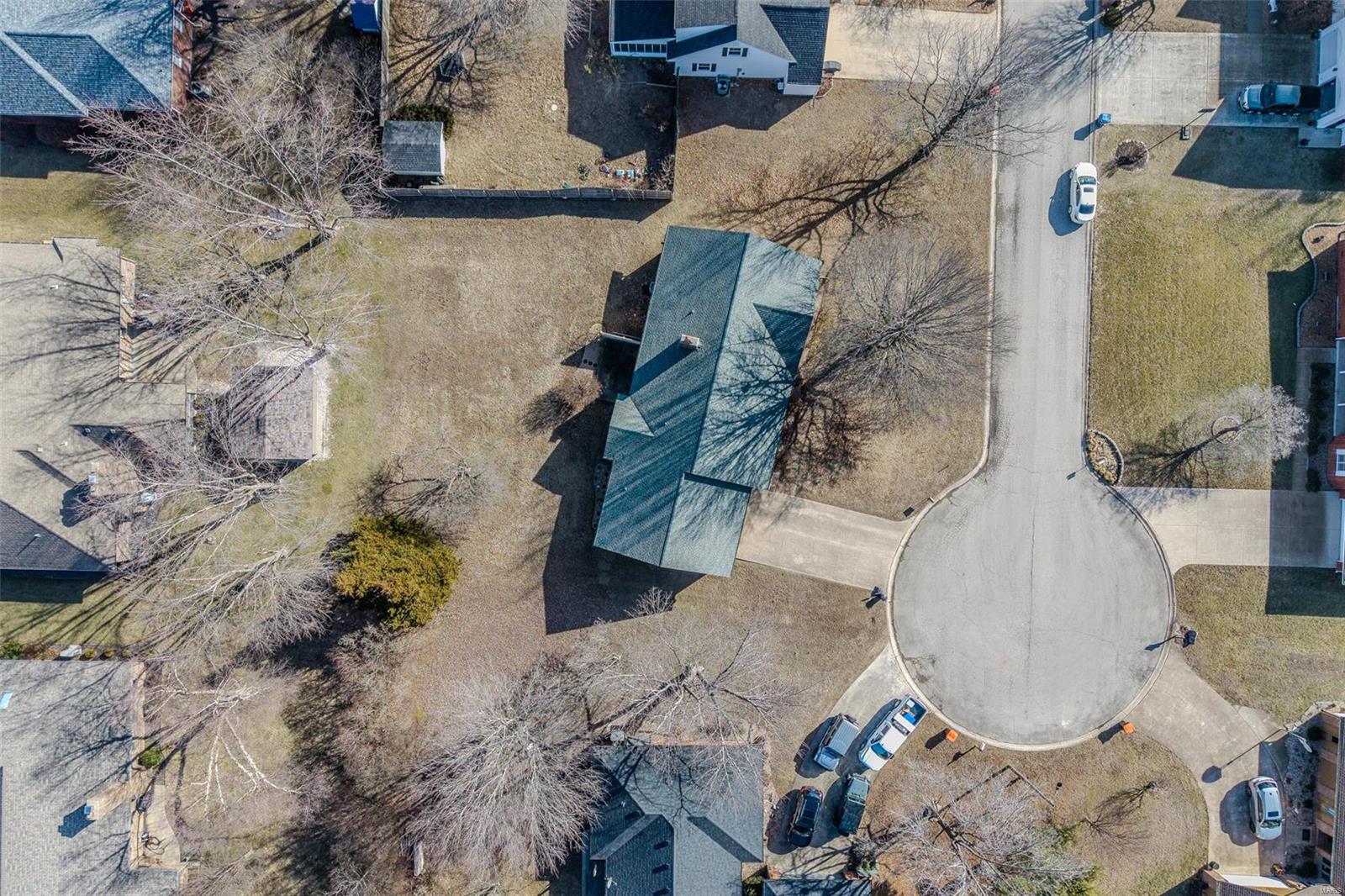 Homes for sale in Lebanon, MO | 409 Carriage Pl, Lebanon, MO 65536 | MLS# MIS25005897