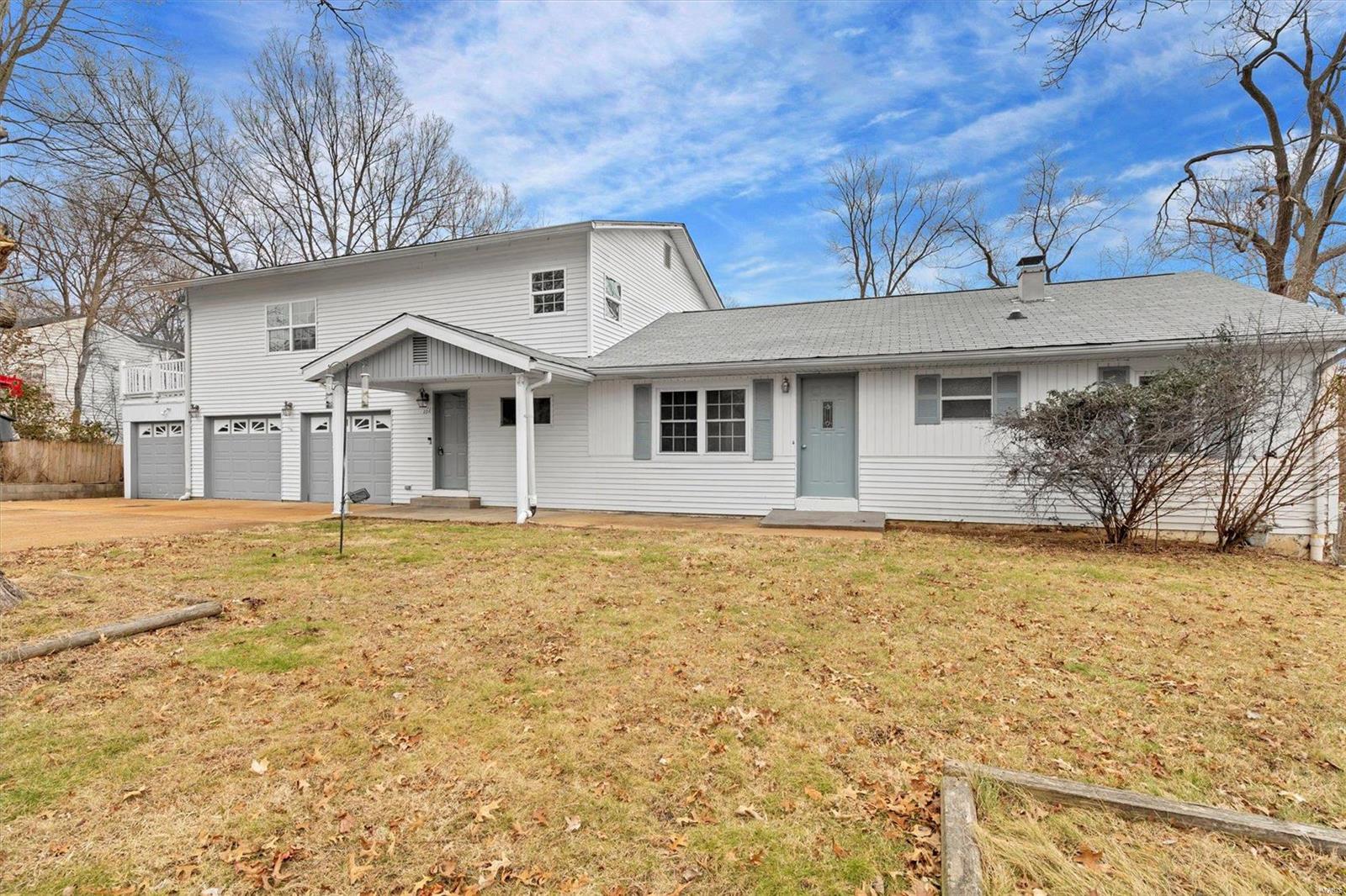 Homes for sale in Ballwin, MO | 204 Lark Hill Ln, Ballwin, MO 63021 | MLS# MIS25006071