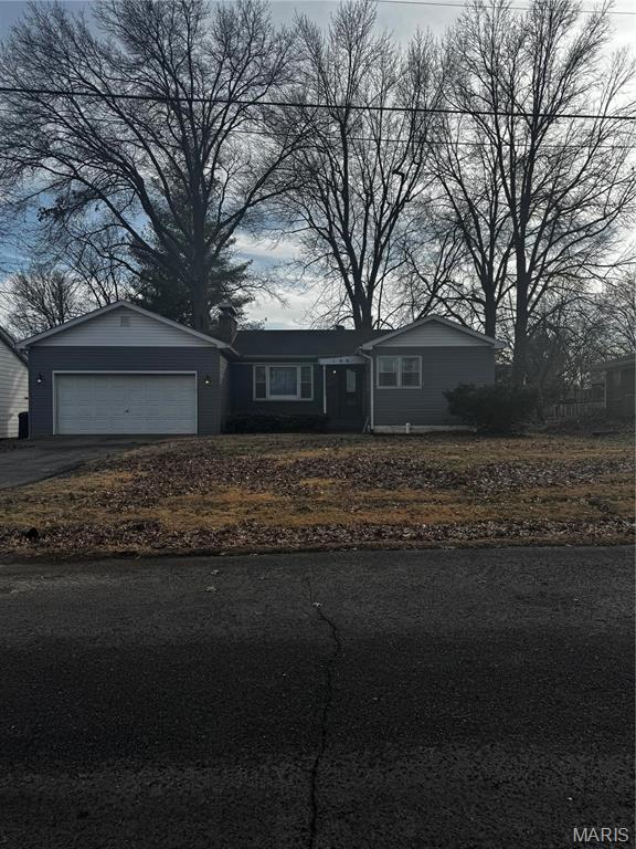 Homes for sale in Troy, IL | 106 W Weston St, Troy, IL 62294 | MLS# MIS25006179