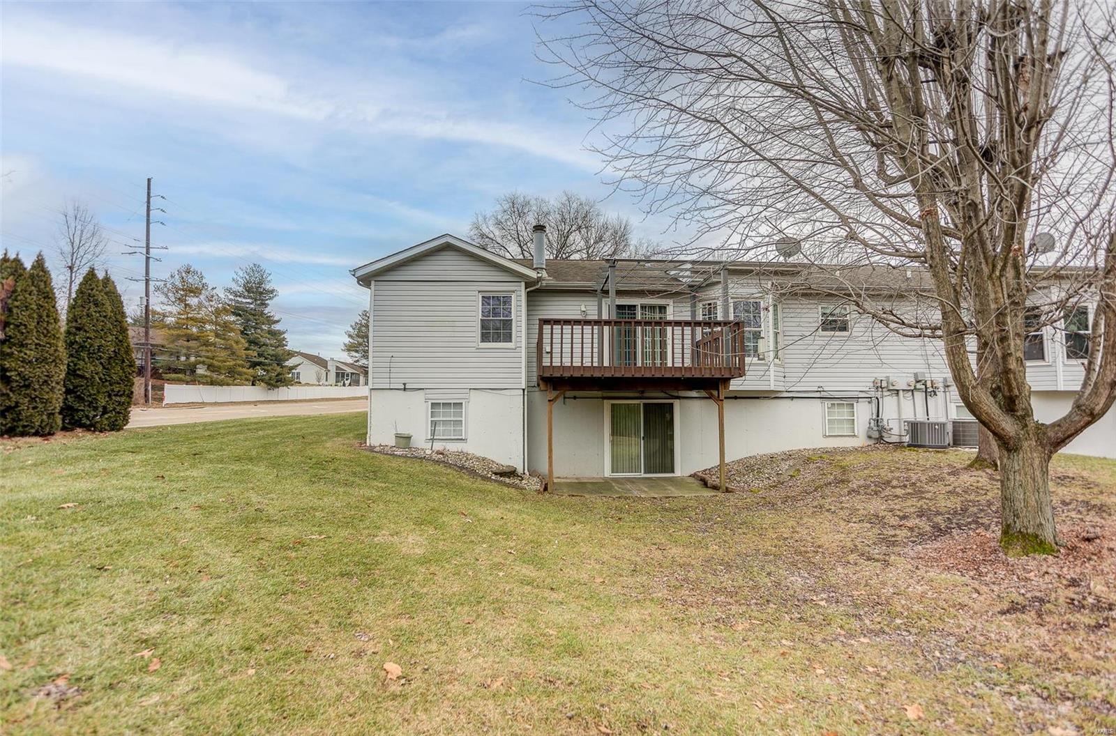 Homes for sale in Godfrey, IL | 4908 Blu Fountain Dr #B-4, Godfrey, IL 62035 | MLS# MIS25006880