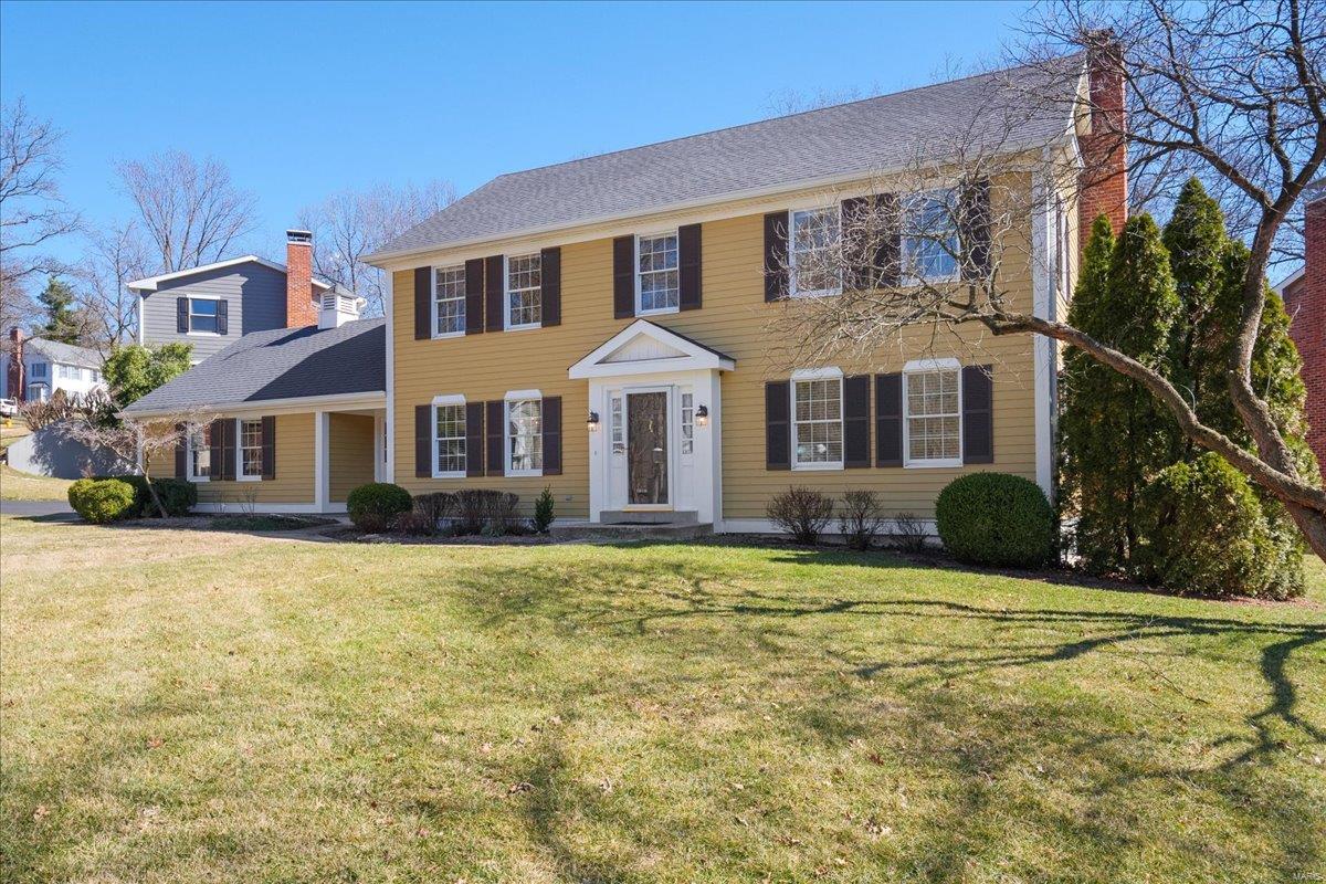 Homes for sale in Des Peres, MO | 791 Haw Thicket Ln, Des Peres, MO 63131 | MLS# MIS25007128