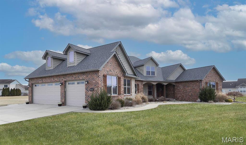 Homes for sale in Mascoutah, IL | 9606 Klings Ct, Mascoutah, IL 62258 | MLS# MIS25007535