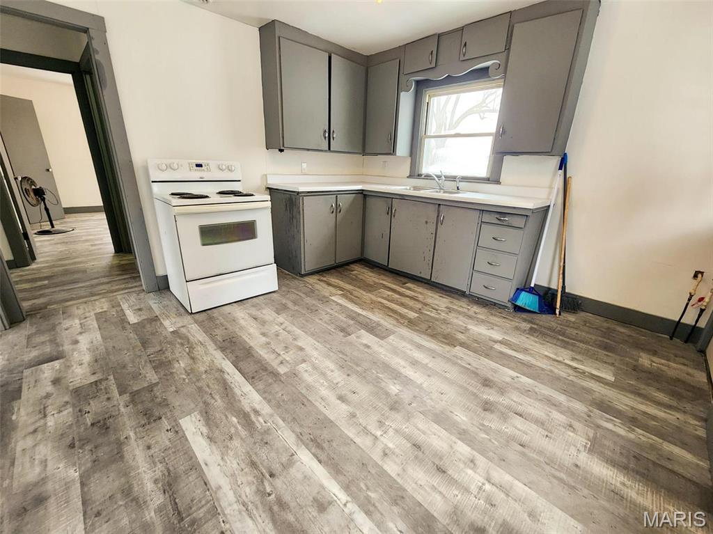 Homes for sale in Sparta, IL | 617 W 1St St, Sparta, IL 62286 | MLS# MIS25007773