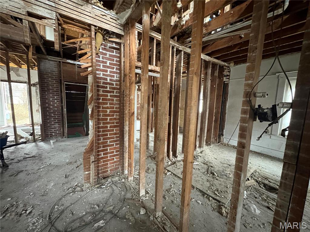 Homes for sale in Cape Girardeau, MO | 27 S Benton St, Cape Girardeau, MO 63703 | MLS# MIS25007813