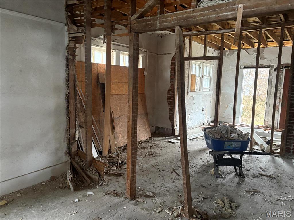 Homes for sale in Cape Girardeau, MO | 27 S Benton St, Cape Girardeau, MO 63703 | MLS# MIS25007813