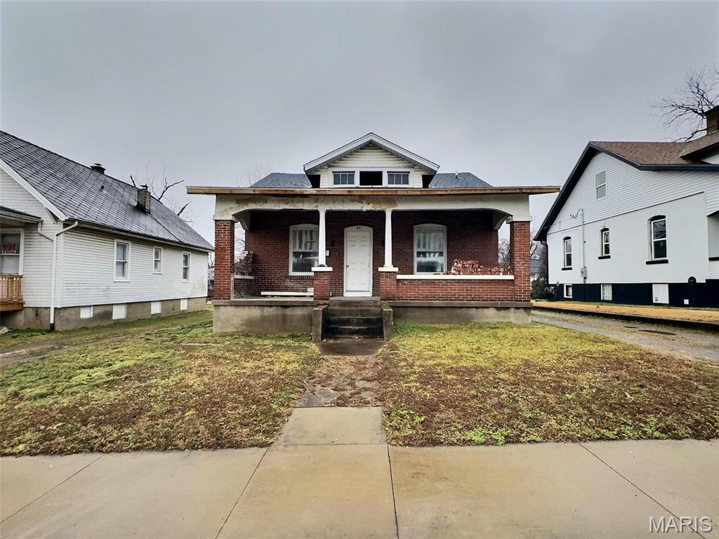 Homes for sale in Cape Girardeau, MO | 27 S Benton St, Cape Girardeau, MO 63703 | MLS# MIS25007813
