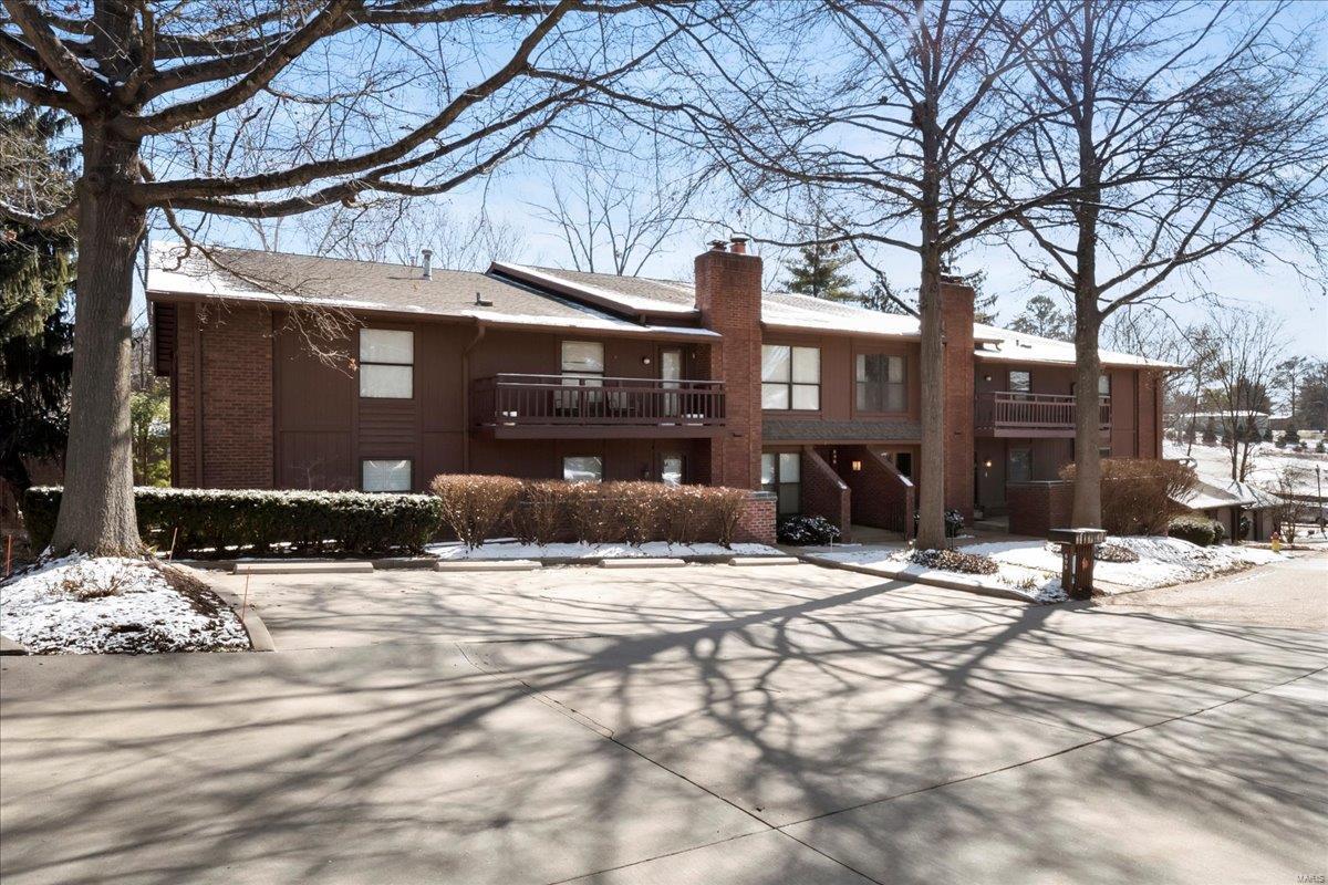 Homes for sale in St. Louis, MO | 698 Trailcrest Ct #4, St. Louis, MO 63122 | MLS# MIS25008277