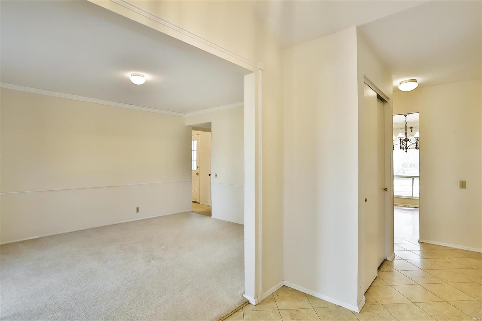 Homes for sale in Chesterfield, MO | 438 Forsheer, Chesterfield, MO 63017 | MLS# MIS25008430