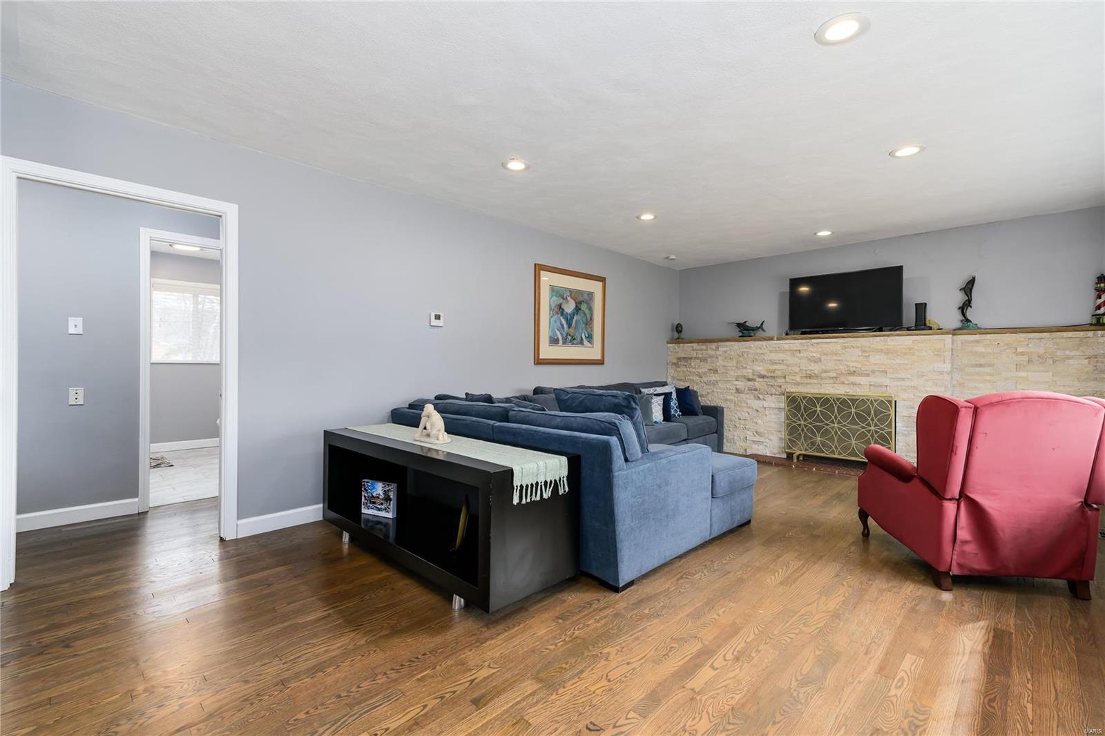 Homes for sale in St. Louis, MO | 10017 Carolynne Dr, St. Louis, MO 63128 | MLS# MIS25008582