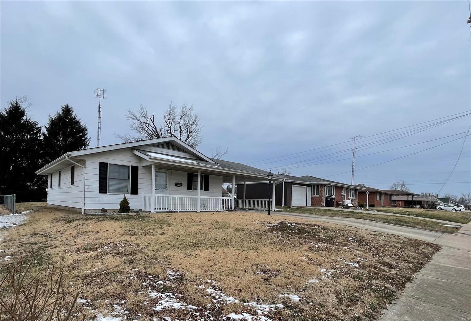 Homes for sale in Perryville, MO | 810 Bruce St, Perryville, MO 63775 | MLS# MIS25008904