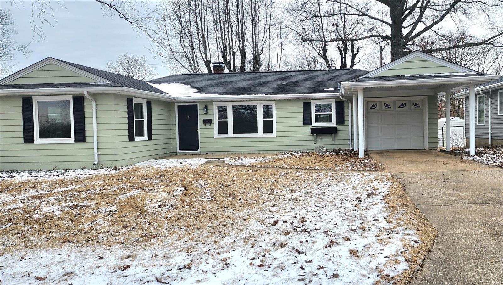 Homes for sale in Chester, IL | 1302 Opdyke St, Chester, IL 62233 | MLS# MIS25008918