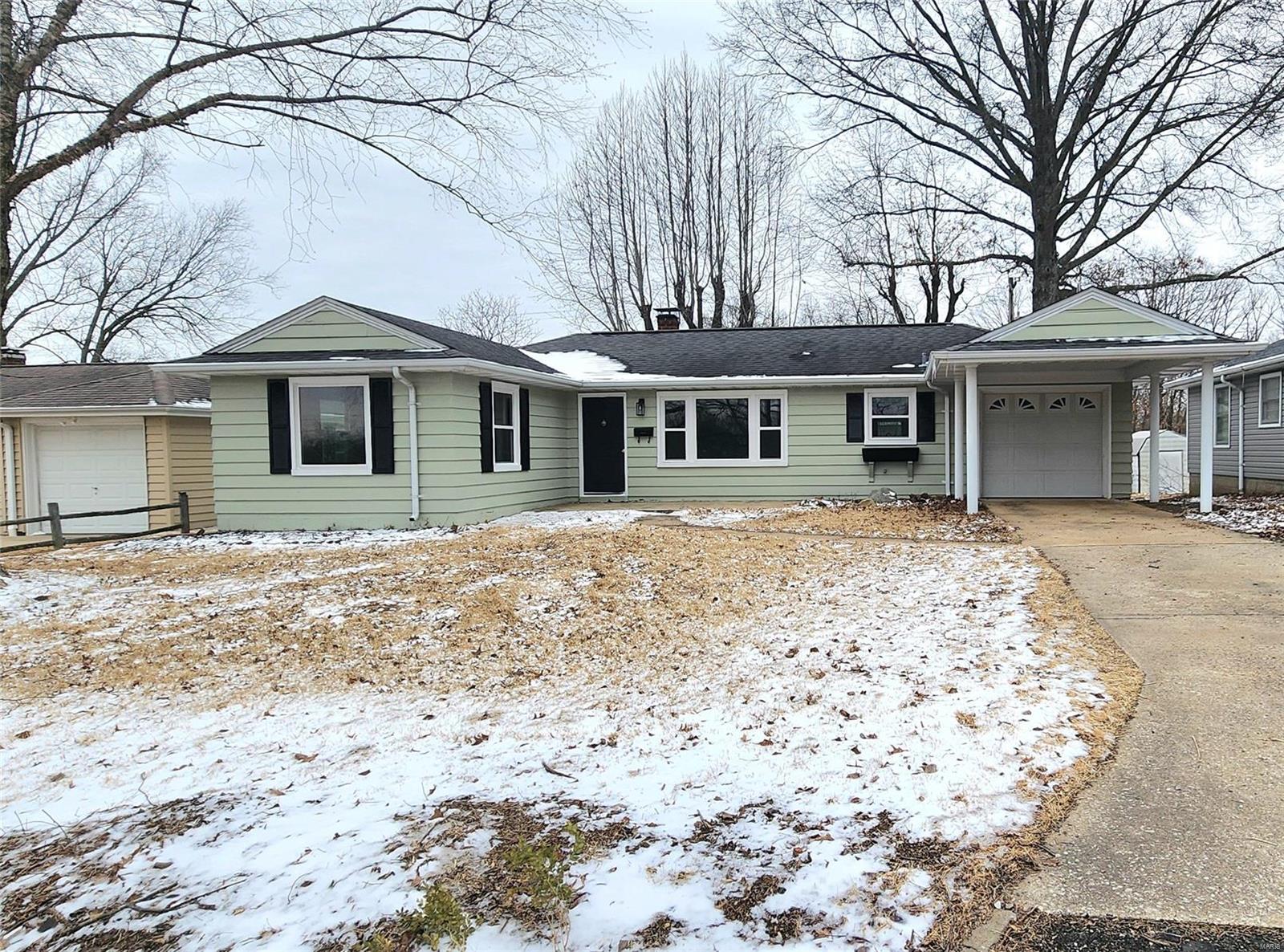 Homes for sale in Chester, IL | 1302 Opdyke St, Chester, IL 62233 | MLS# MIS25008918