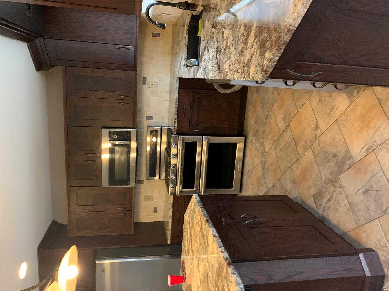 Homes for sale in Saint Peters, MO | 1332 Pegasus Trl, Saint Peters, MO 63376 | MLS# MIS25009150