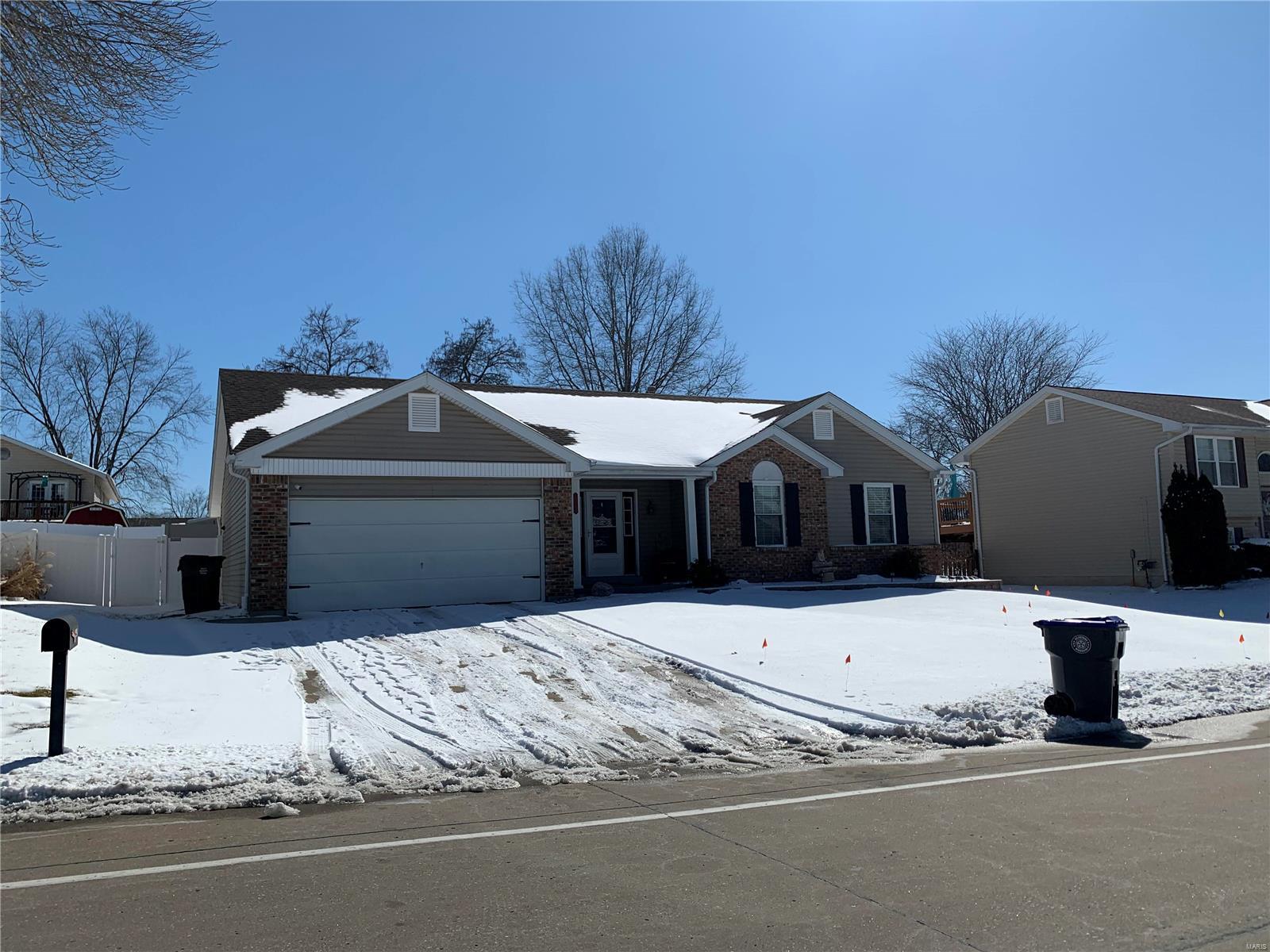 Homes for sale in Saint Peters, MO | 1332 Pegasus Trl, Saint Peters, MO 63376 | MLS# MIS25009150