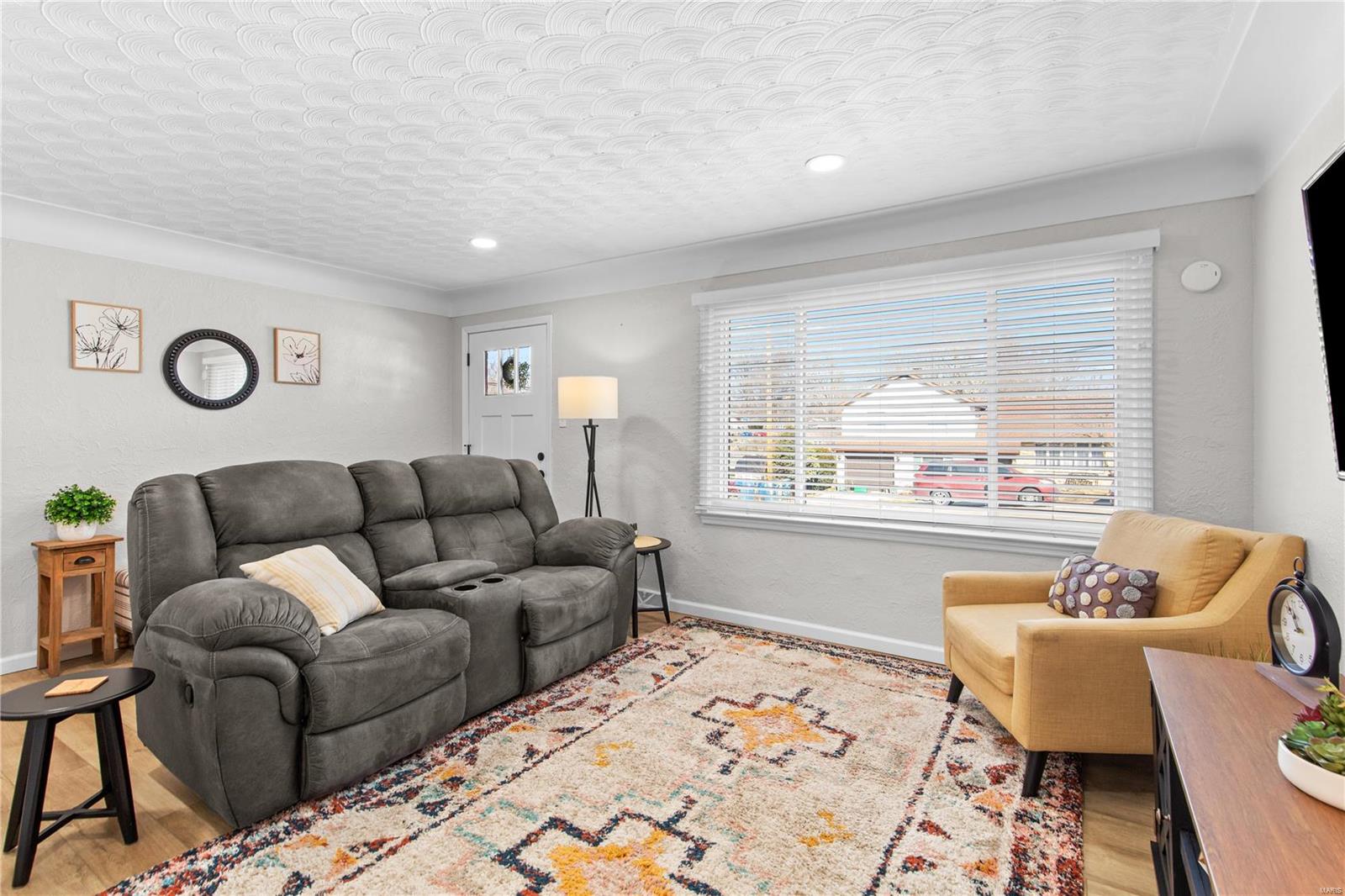 Homes for sale in Alton, IL | 3817 Oscar Ave, Alton, IL 62002 | MLS# MIS25009644