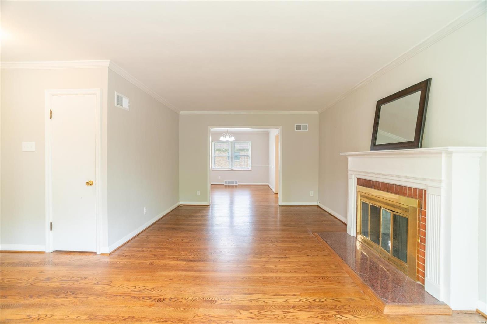 Homes for sale in St. Louis, MO | 437 Larkhill Ct, St. Louis, MO 63119 | MLS# MIS25010187