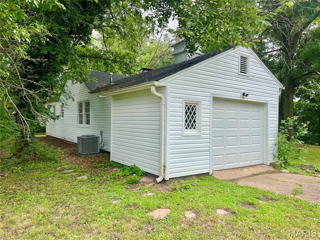 Homes for sale in Montgomery, MO | 410 N State St, Montgomery, MO 63361 | MLS# MIS25010261