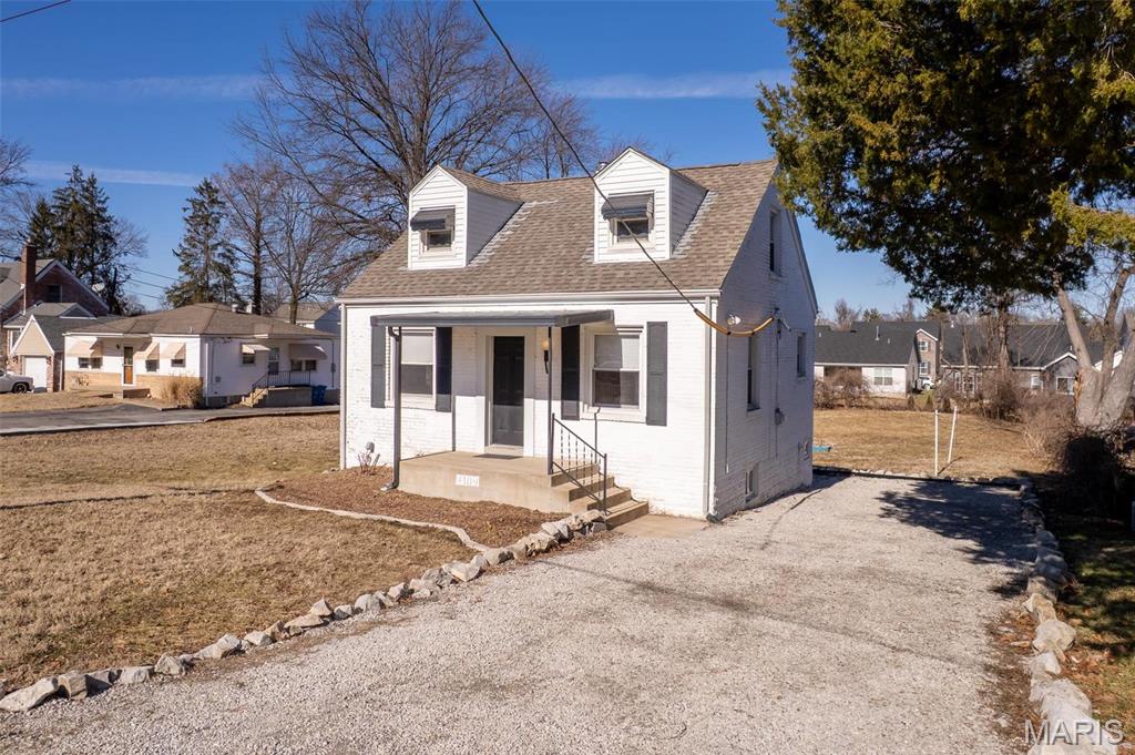 Homes for sale in Saint Louis, MO | 4109 Burnett Ave, Saint Louis, MO 63125 | MLS# MIS25010447