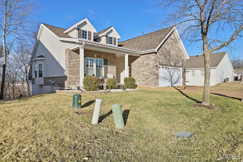 Homes for sale in St. Peters, MO | 321 Newport Dr, St. Peters, MO 63376 | MLS# MIS25012017