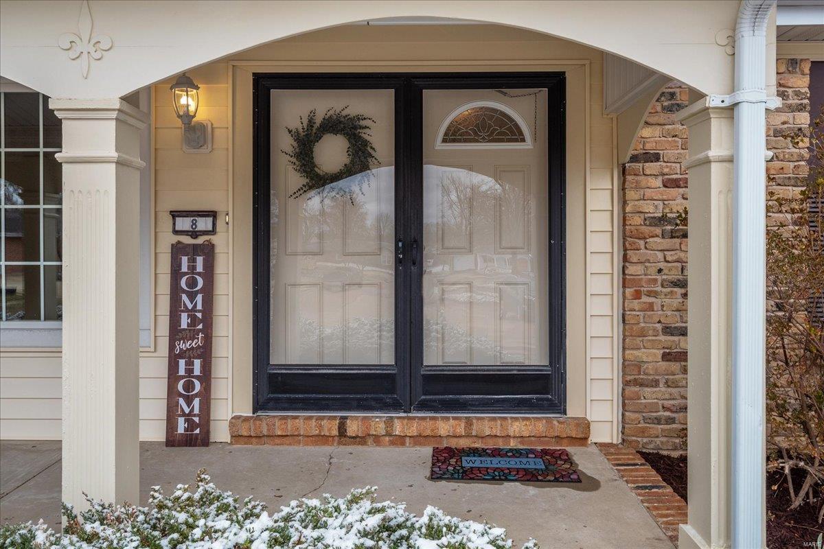 Homes for sale in Chesterfield, MO | 8 Youngstown Ct, Chesterfield, MO 63017 | MLS# MIS25012260