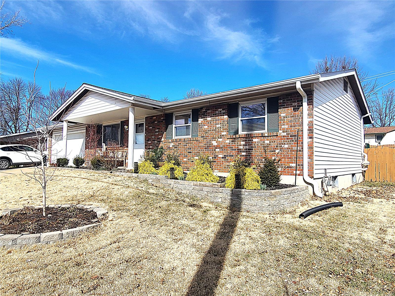 Homes for sale in St Charles, MO | 904 Jungs Station Rd, St Charles, MO 63303 | MLS# MIS25012262