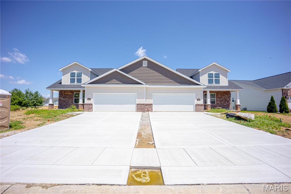 Homes for sale in Bethalto, IL | 207 Wrigley, Bethalto, IL 62010 | MLS# MIS25012327