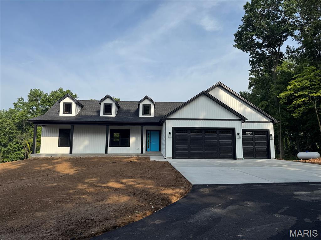 Homes for sale in Moscow Mills, MO | 3989 Patton Rd, Moscow Mills, MO 63362 | MLS# MIS25012459