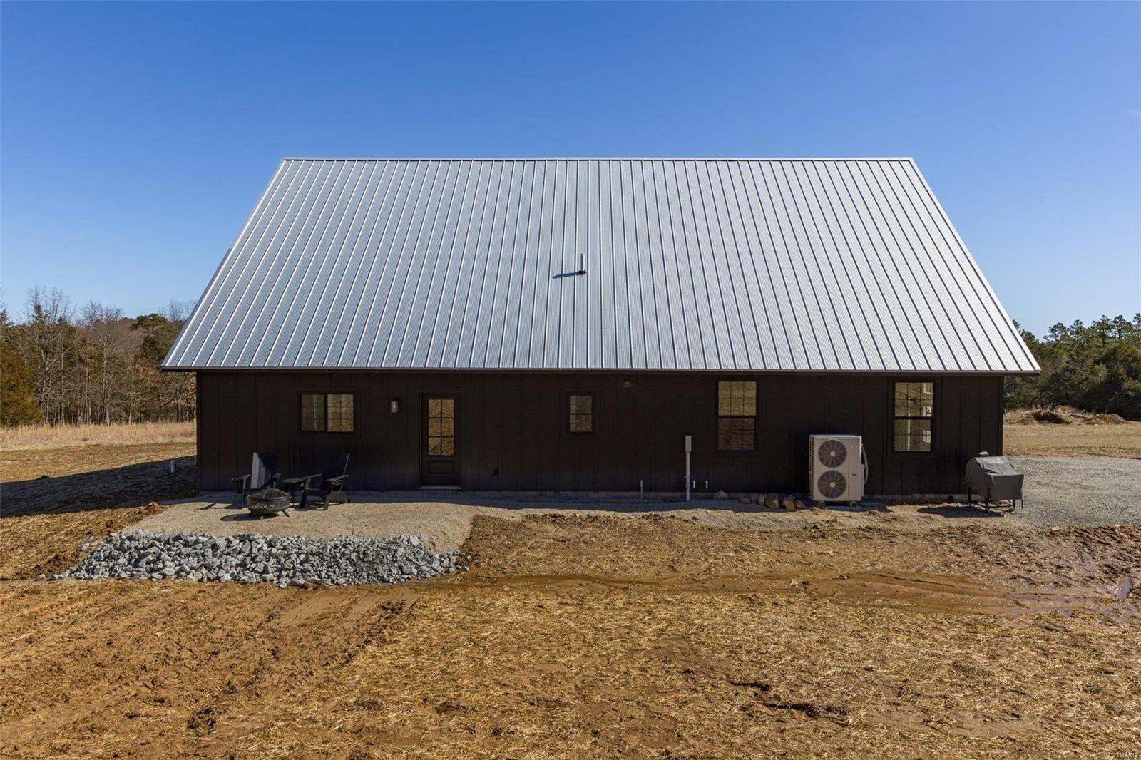 Homes for sale in Ste. Genevieve, MO | 8181 Hwy 32, Ste. Genevieve, MO 63640 | MLS# MIS25013125