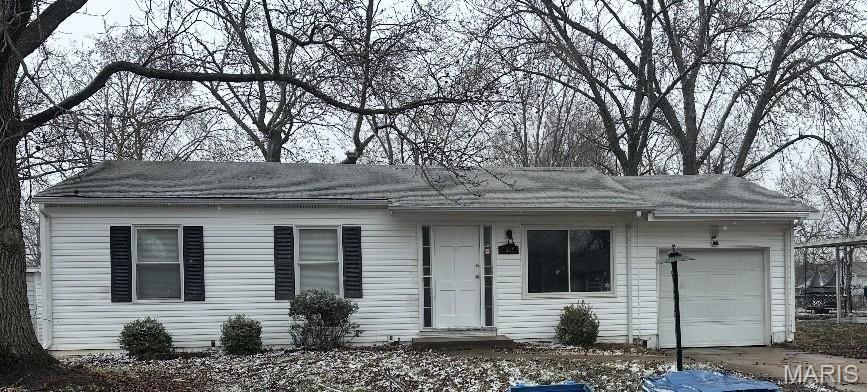 Homes for sale in Saint Louis, MO | 1339 Cabrillo Dr, Saint Louis, MO 63138 | MLS# MIS25013221