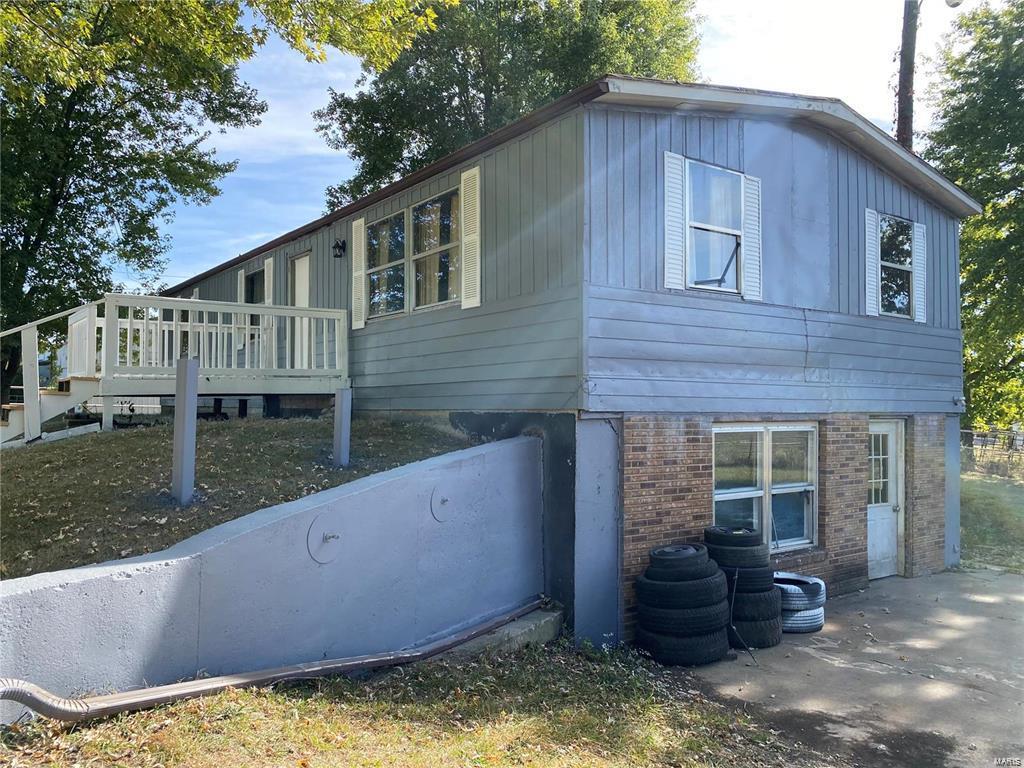 Homes for sale in Wellsville, MO | 400 Shakelford St, Wellsville, MO 63384 | MLS# MIS25013228