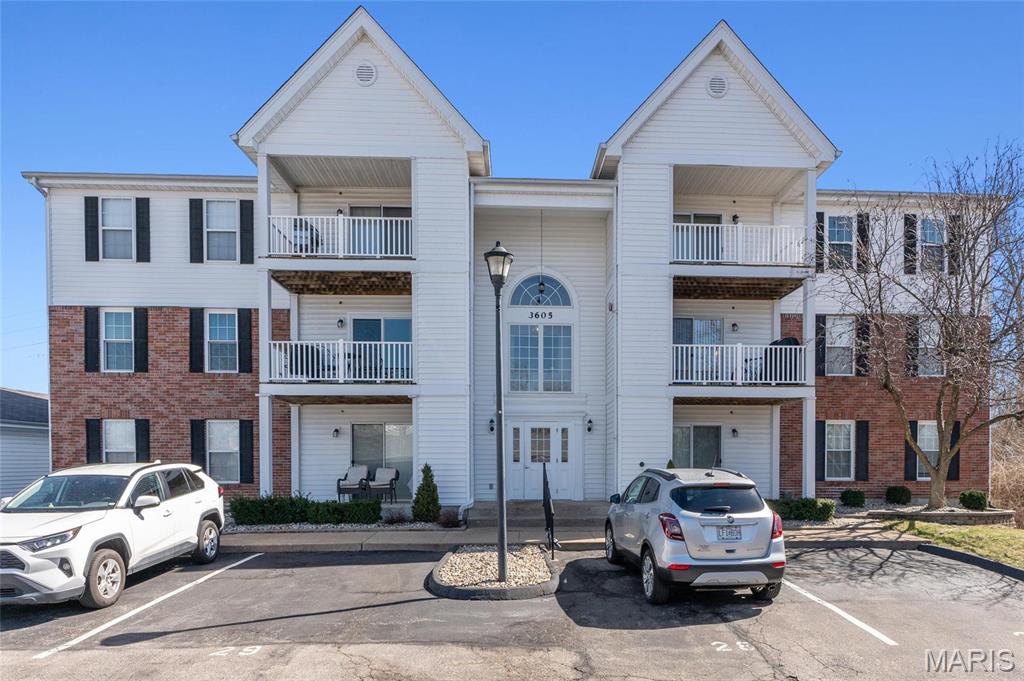 Homes for sale in Unincorporated, MO | 3605 Tracey Rich #2B, Unincorporated, MO 63125 | MLS# MIS25013239